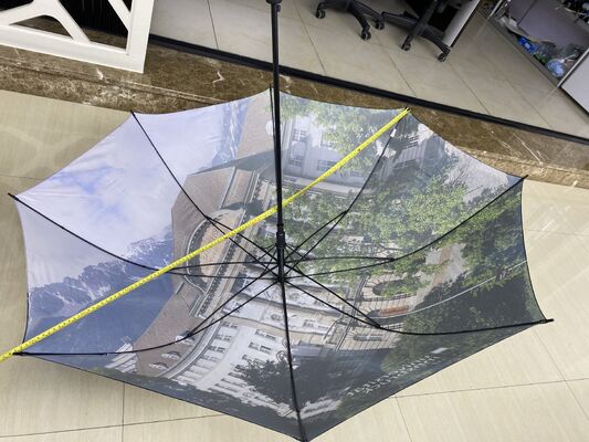 Μεγάλου μεγέθους γκολφ με πλήρες πλαίσιο από γυαλί και ομπρέλα από γυαλί